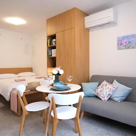 Apartman Apartma Libris